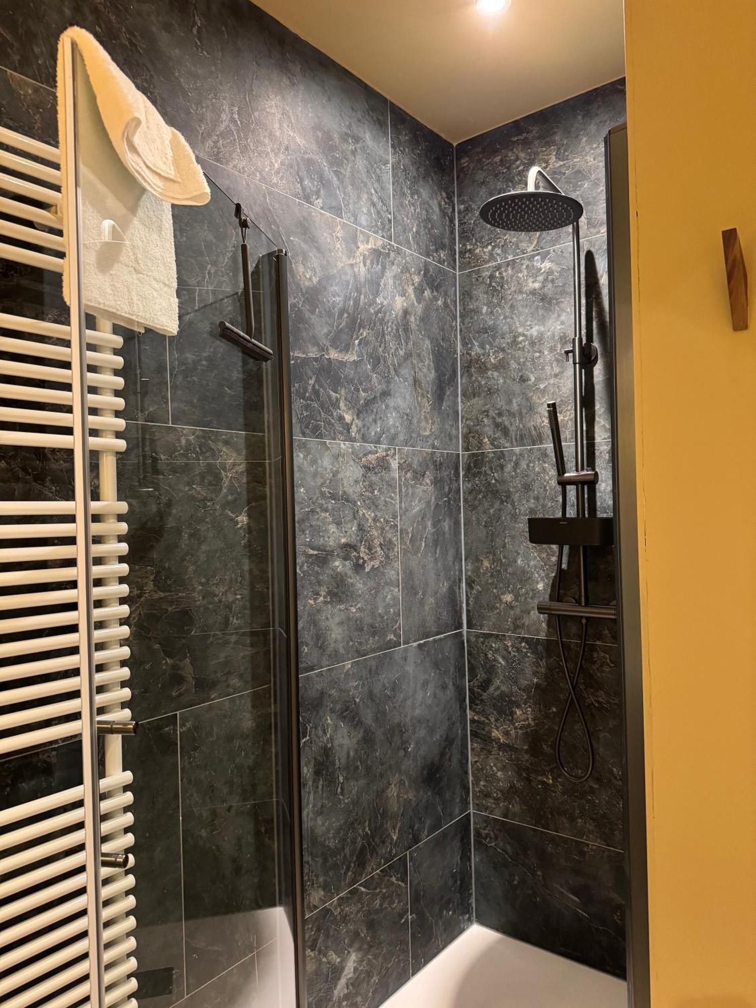De Pastorie Bed & Breakfast 루르몬드 외부 사진