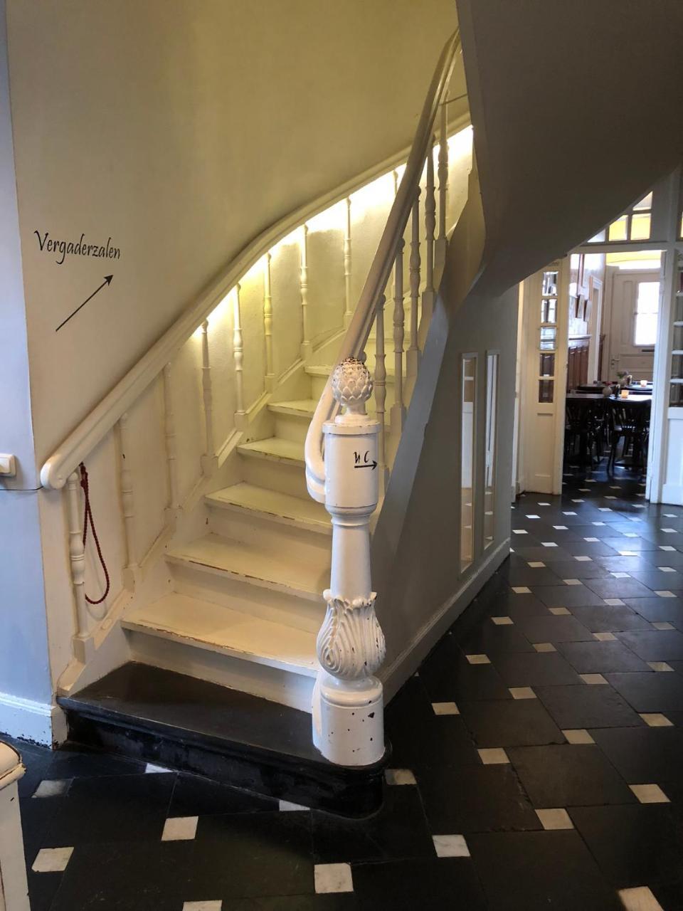 De Pastorie Bed & Breakfast 루르몬드 외부 사진