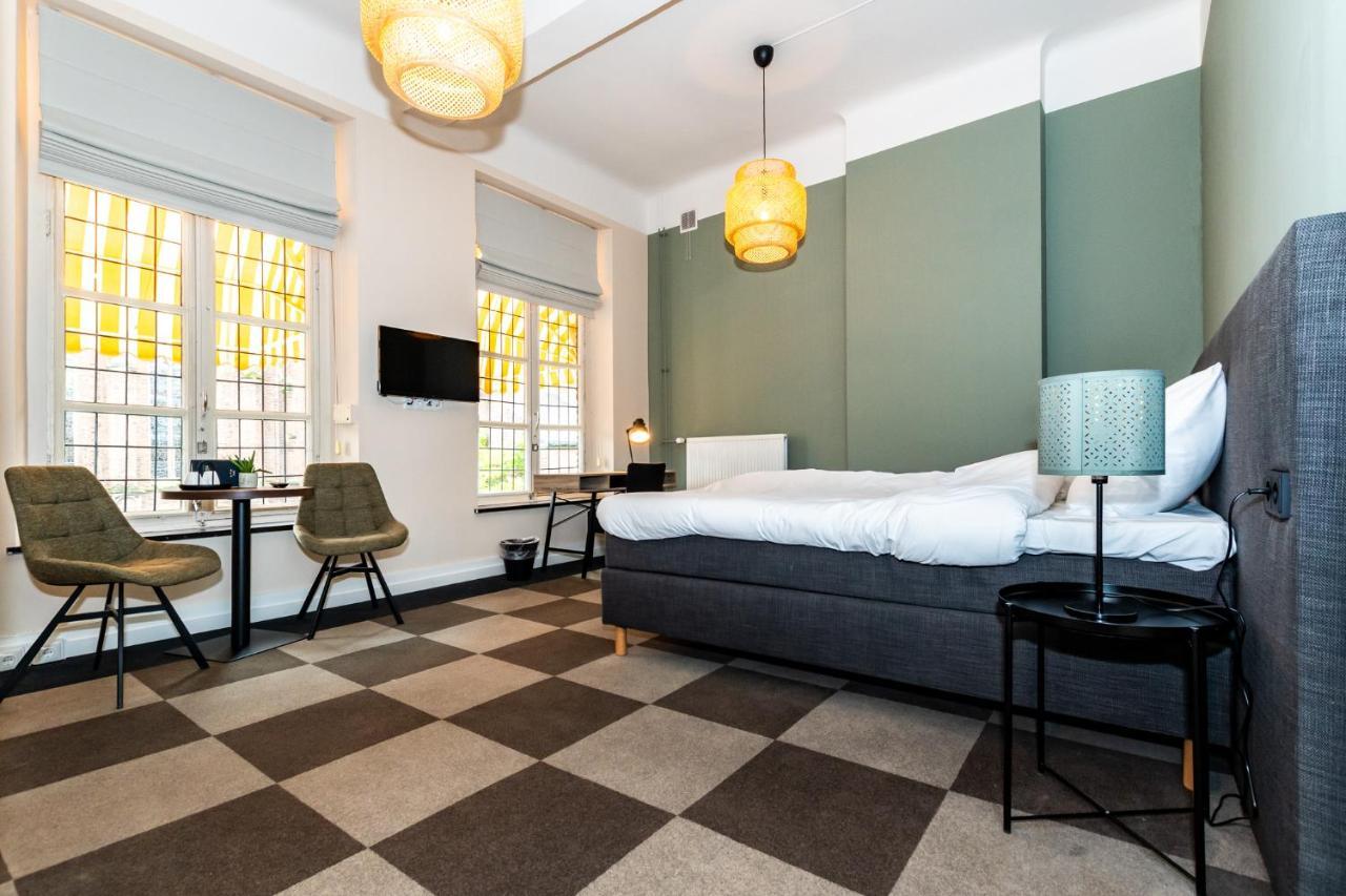 De Pastorie Bed & Breakfast 루르몬드 외부 사진